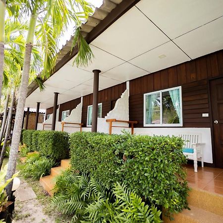 Assava Dive Resort Ko Tao Esterno foto